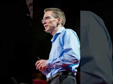 Lo golpean en la cabeza y se vuelve un genio matemático 🤔🧮 #Shorts