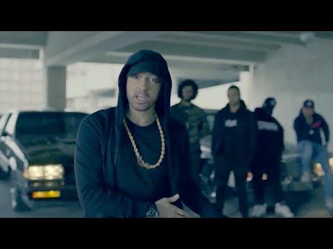 Eminem Slams Trump & Supporters in Freestyle Rap 🎤