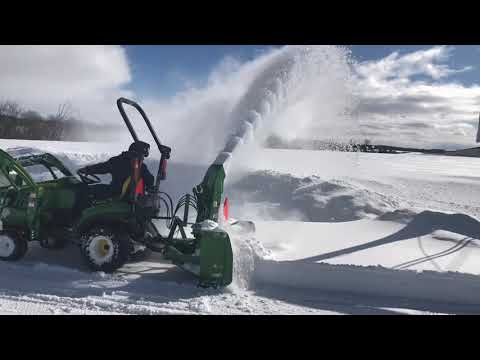 John Deere 1023E Tractor with SB1154 Blower