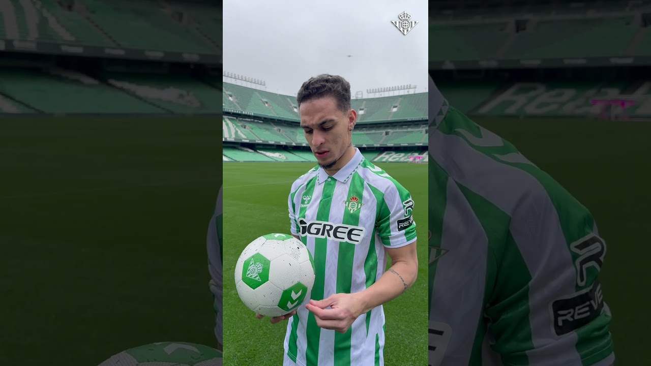 Las Primeras Palabras en Español de Antony en el Betis ⚽️