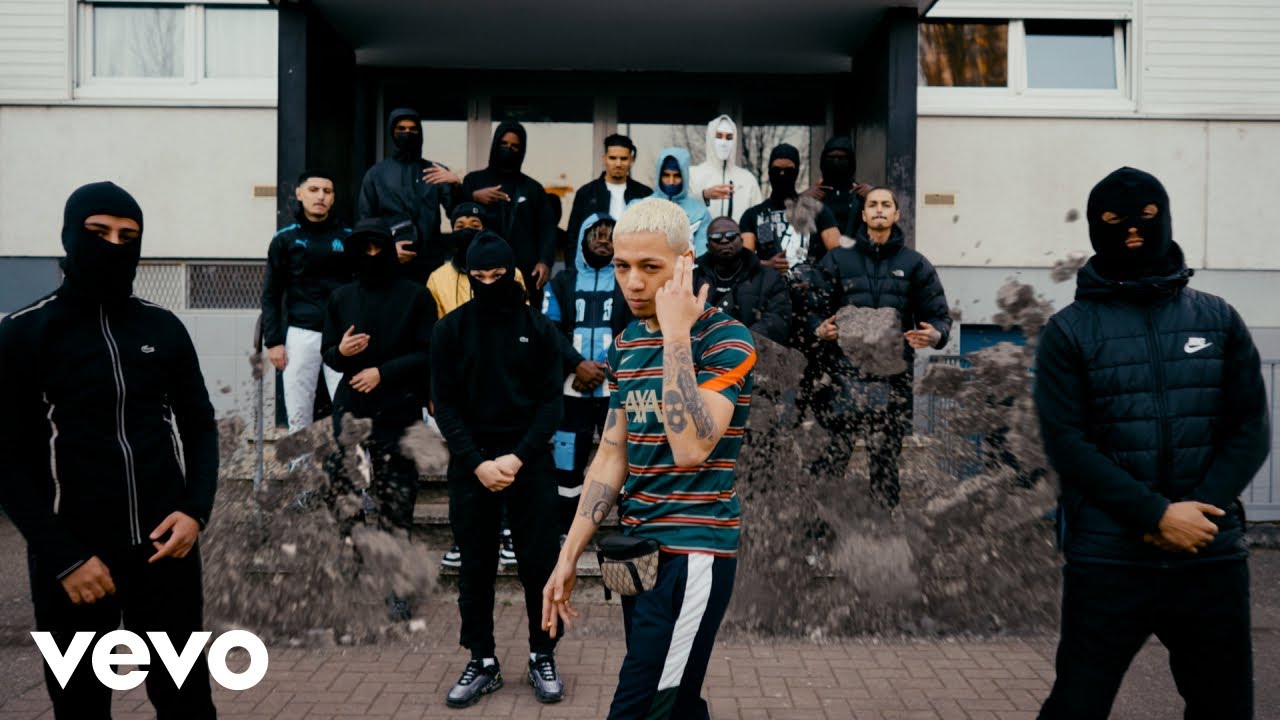 Larry - Rose (Official Clip) 🎶