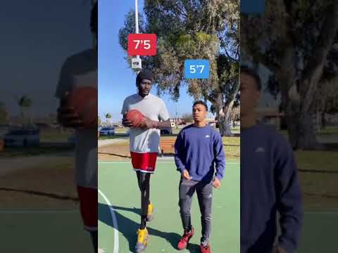 He’s 5’7 guarding a 7’5 Giant