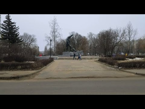 2353 город Орёл памятник Металлургам Алёша металлург улица Металлургов Московское шоссе остановка ул