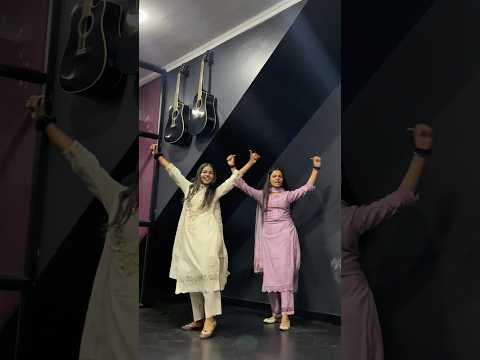 Aag paniya ch | #viralvideo #punjabisong #dance #youtubeshorts #song #youtube #shortvideo #fyp