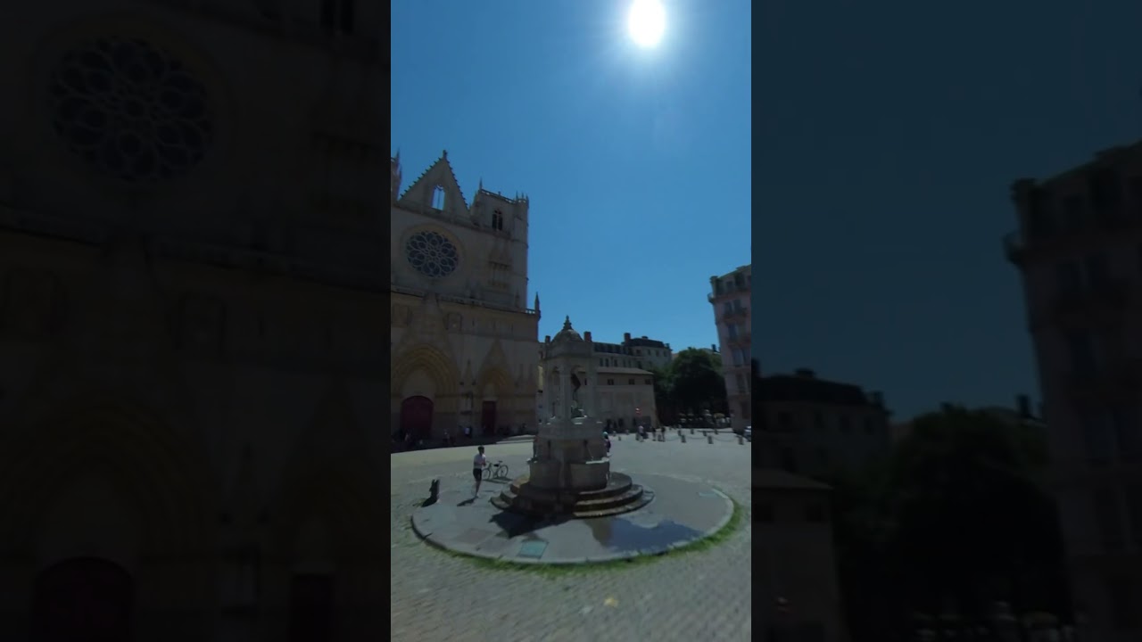 Explore Vieux Lyon with a 360° Camera 📸