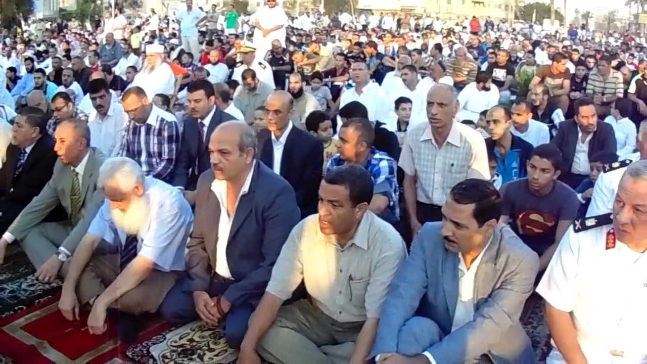 MAH00387.MP4محافظ بورسعيد يؤدى صلاة العيد مع ابناء بورسعيد