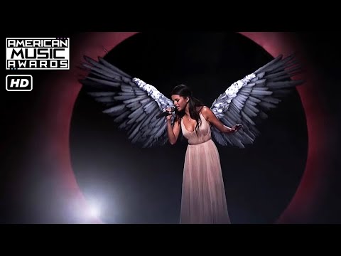 Selena Gomez Performs 'The Heart Wants What It Wants' at AMA 2014 🎤