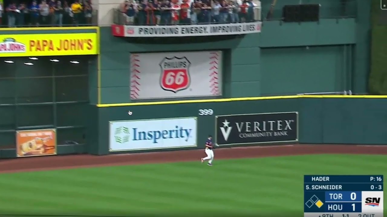 Davis Schneider's Heroic Play Sparks Jays' World Series Dream! 🏆