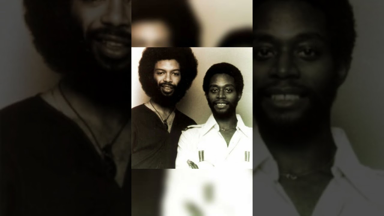7 Surprising Facts About Gil Scott-Heron 🎶