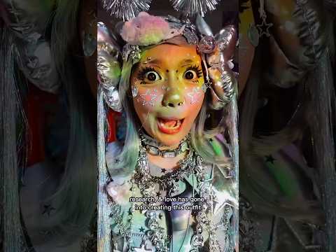 Can you try Gray/Silver Decora? 👽🩶