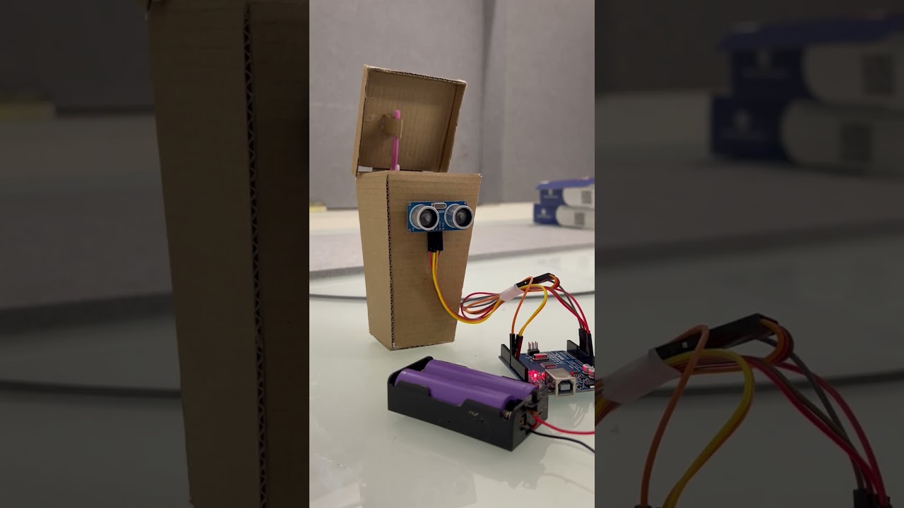 Build Your Own Smart Dustbin with Arduino & Ultrasonic Sensor 🚮