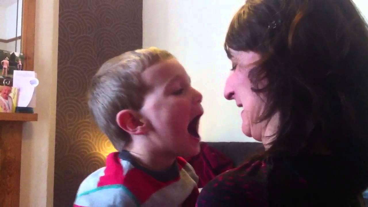 Jonny's Fun with Mum π