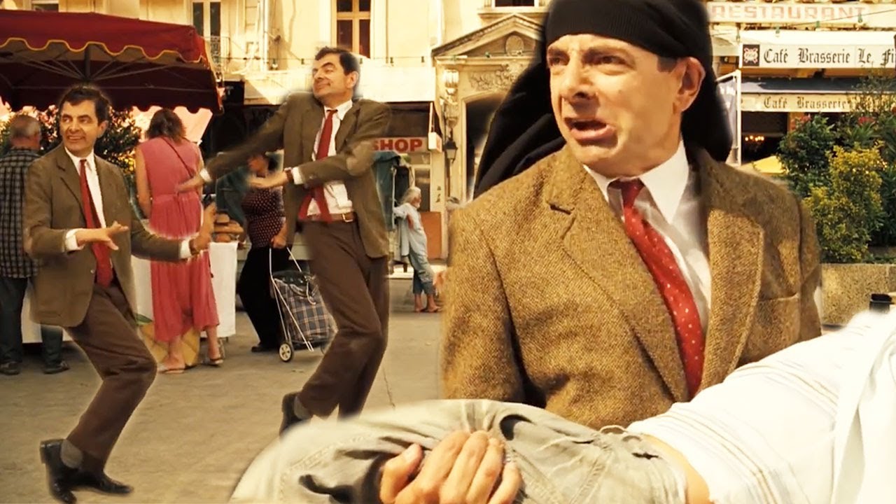 Mr Bean's Street Performance in France π«π·