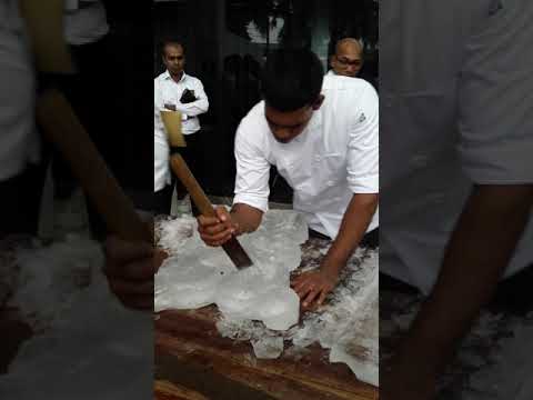 ICE CARVING COMPETITION 2019.