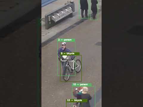 Object Tracking in video using YOLO-NAS and DeepSORT
