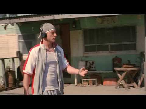 Tu me hais parceque je suis black - extrait de Scary movie 3