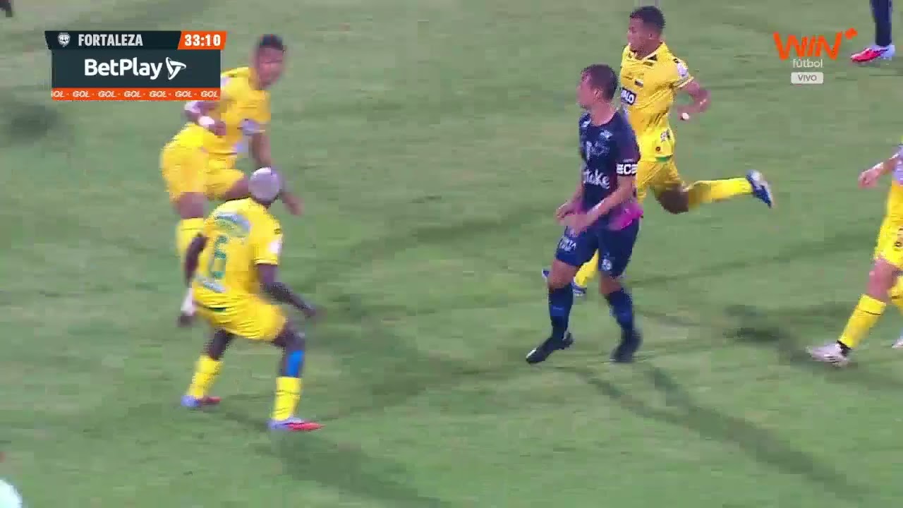 Fortaleza abre el marcador con gol de Aristizábal ⚽