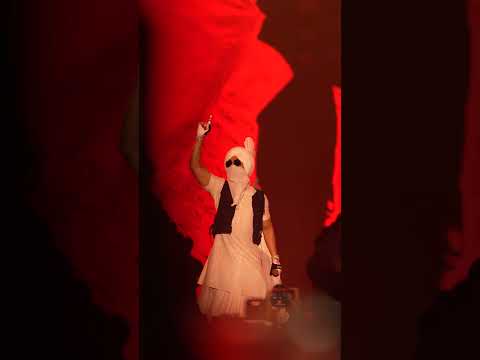 Diljit Dosanjh's entry at his concert!