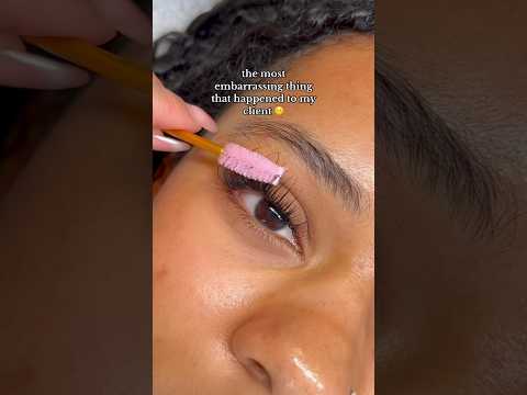 THE MOST EMBARRASSING CLIENT STORY 🫣 #clientstories #storytime #story #lashextensions #makeup