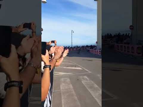 Filippo Ganna come un missile nella crono di Ortona