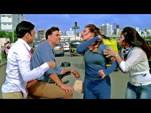 बस शादी के लिए हाँ कर दो, फिर Bike का शीशा नही..सीधे तुम्हें ही चूमूंगा! 😂 Akshay Kumar Comedy Scene