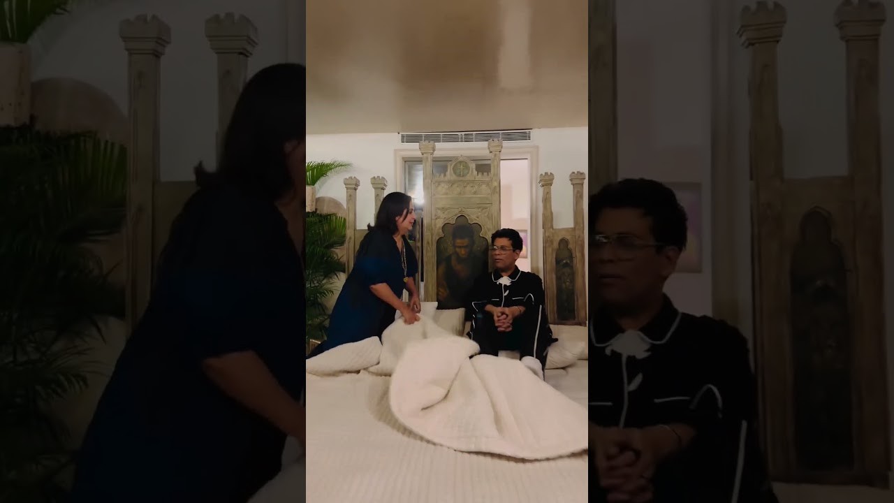 Farah Khan and Karan Johar's Funny Birthday Moment 😂