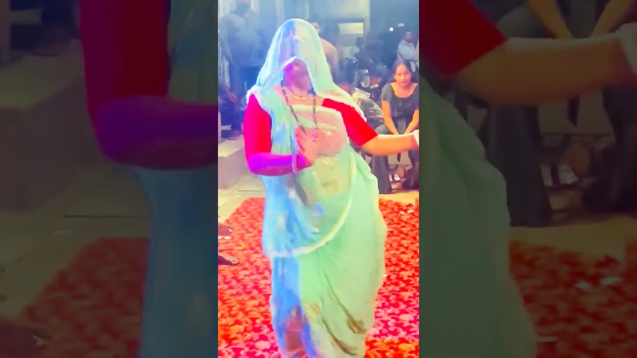 Aunty's Amazing Dance Moves That Will Leave You Stunned! 💃