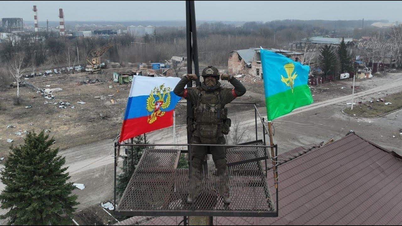 Новая песня Hazel Code «Пятёрочка в Судже» — слушайте свежий хит 🎶