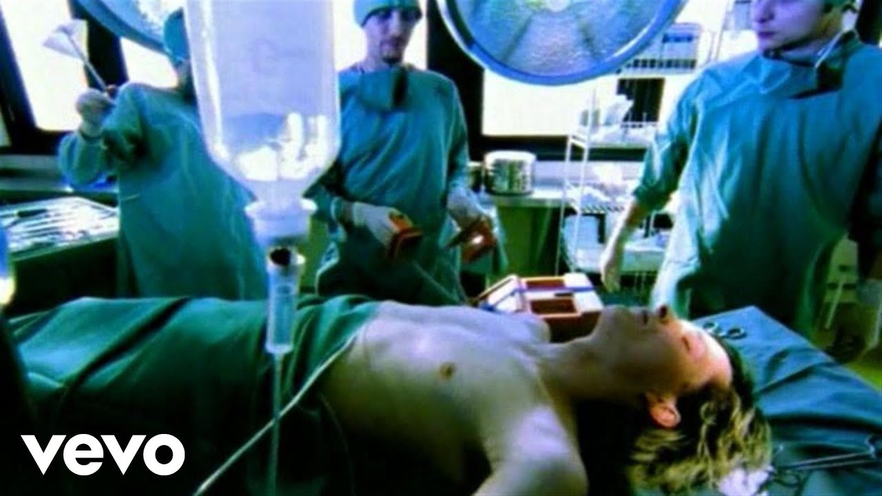 Chinaski - Stejne jako ja 🎶 | Official Music Video (2004)