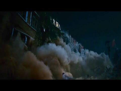Aftershock (2010) - Tangshan Earthquake Scene [HD] [English Subtitles]
