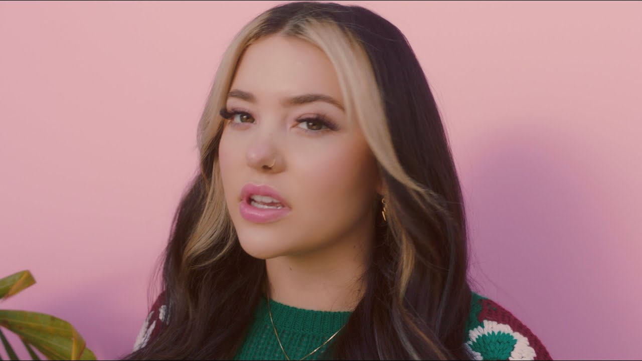 Lauren Spencer-Smith - Flowers 🎶 | Official Music Video