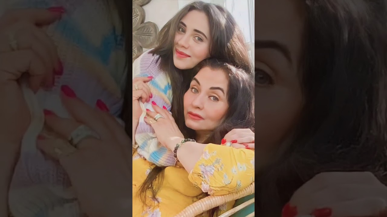Salma Agha's Heartwarming Family Moments & Hit Song 💖