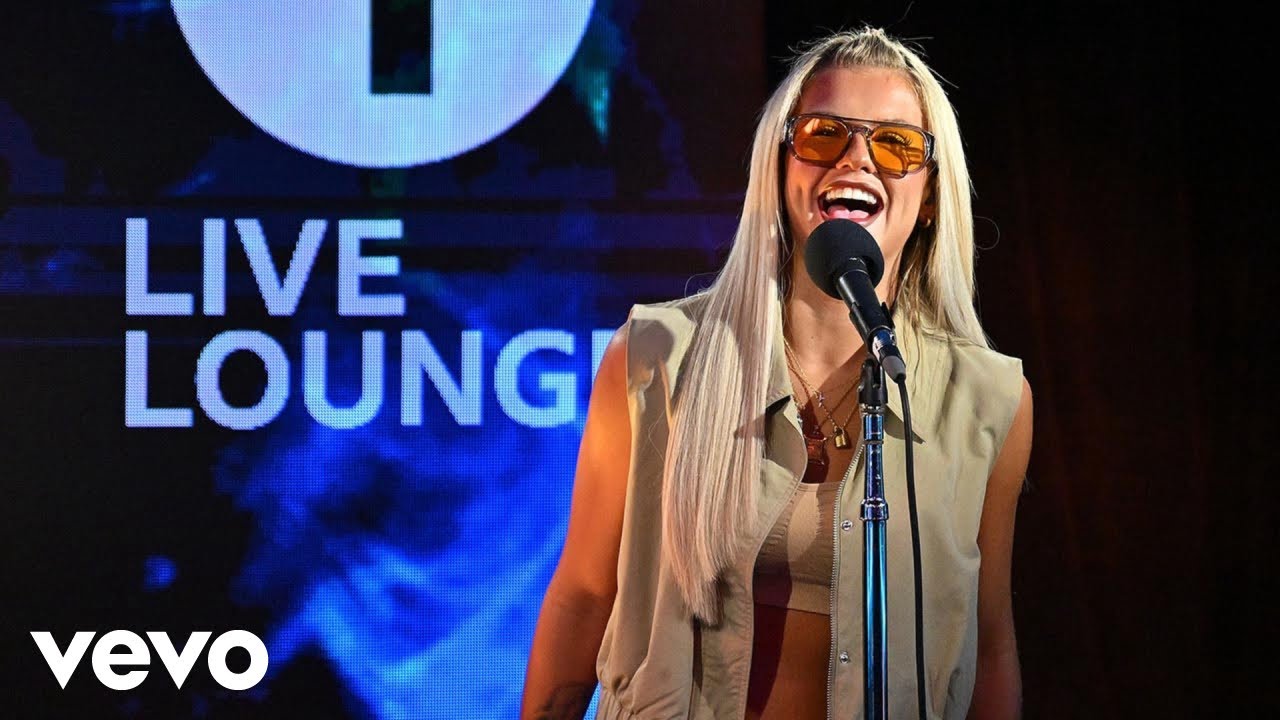 Skye Newman Covers 'The Hardest Part' in Live Lounge 🎤