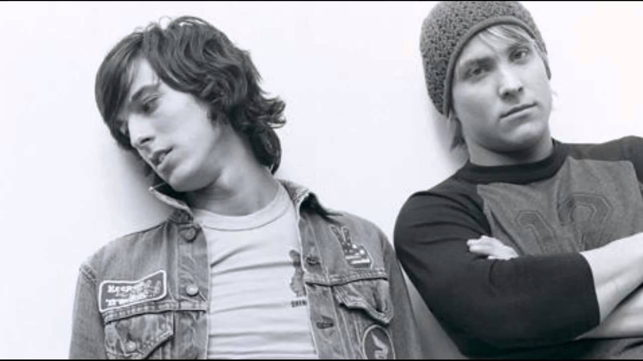 Across The Sky - Give It All Away 🎶