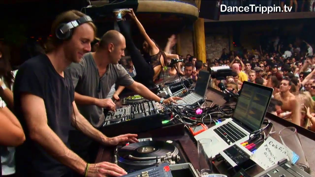 Marco Carola & Richie Hawtin at Ibiza Amnesia Closing ๐ถ