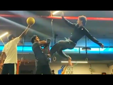 Tiger Shroff's Incredible Taekwondo Kicks 🥋
