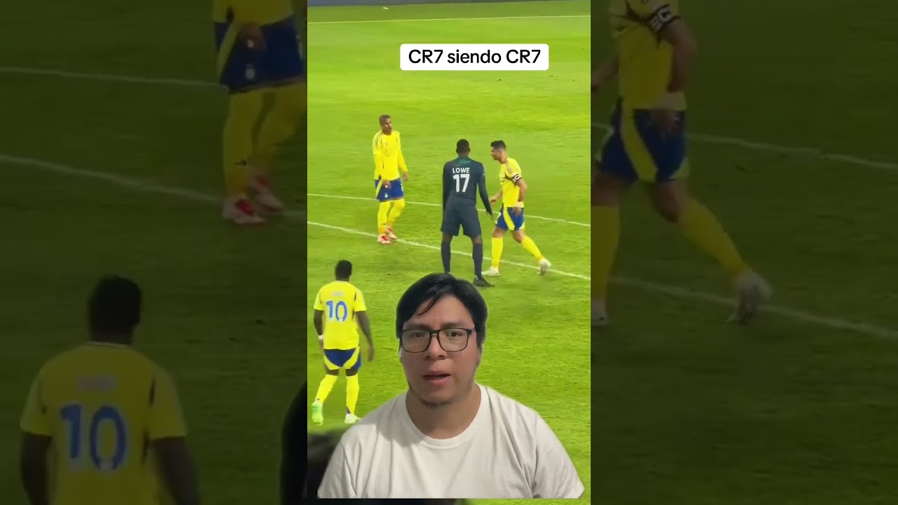 Cristiano Ronaldo Fakes Falta y Codo en Liga Árabe ⚽