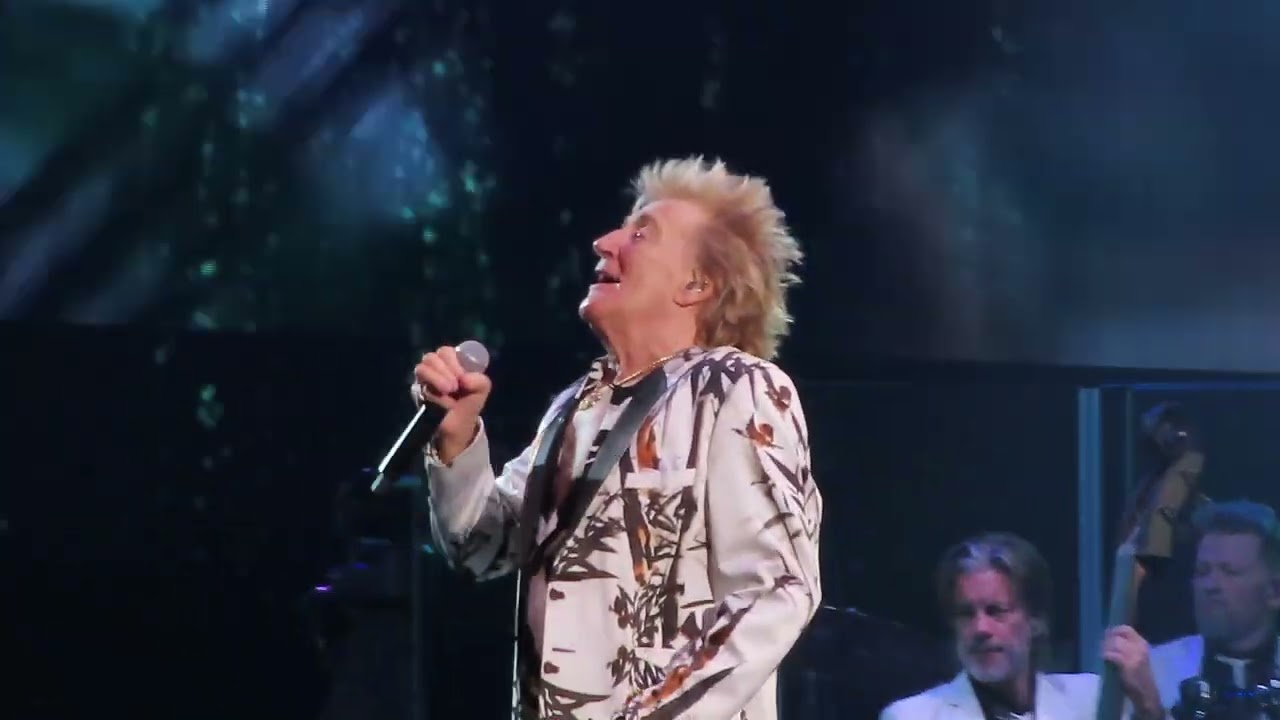 Rod Stewart - You're in My Heart (Live 2024) ๐ถ