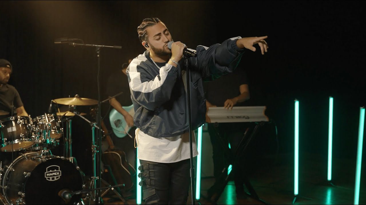 Ali Gatie Performs 'It's You' Live on Sirius XM 🎶