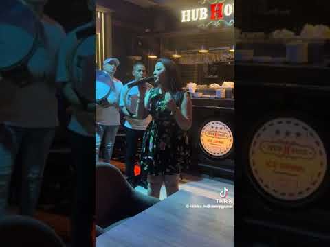 رحمه محسن بتغني لحسن الاسمر (أنا إلي كلي جروح ومن الزمان مجروح)أنا الزمان هدني ول حد بيودني