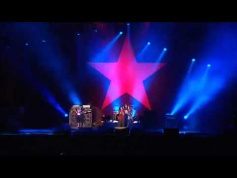 Rage Against The Machine - Sleep Now In The Fire (Live 2010)