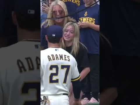 What an awesome moment between Willy Adames and this fan 🤗🤗