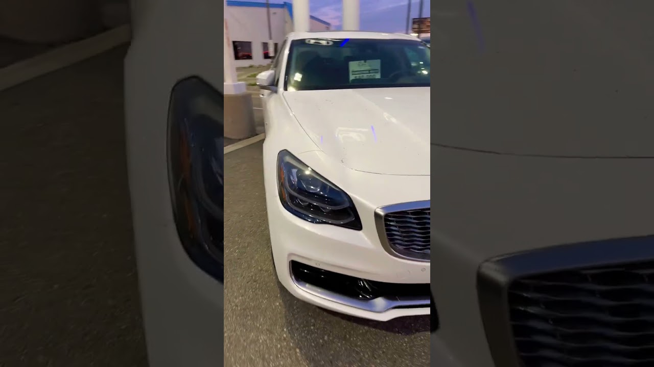 Kia K900 Luxury Sedan Overview