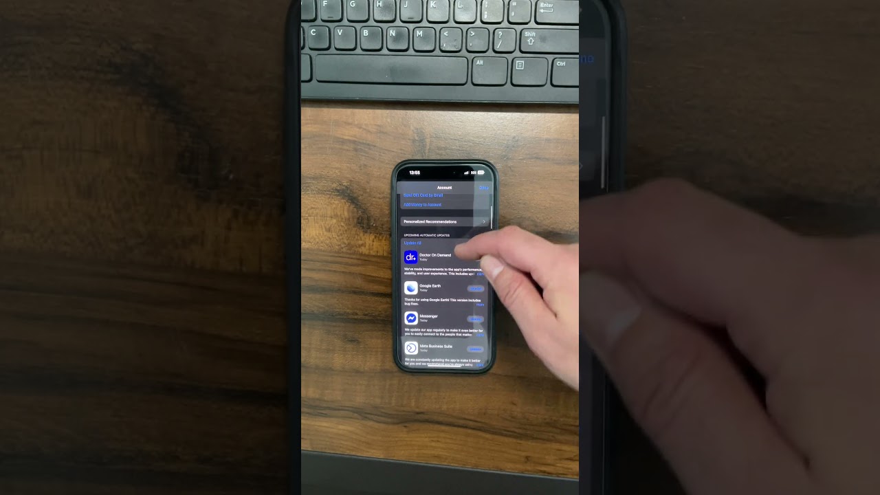 Easily Update Your iPhone Apps in Just a Few Steps 📱