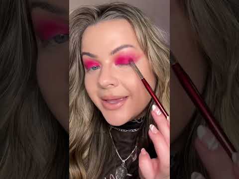 MAKEUP FROM THE YEAR I WAS BORN🤩#80smakeup #1980s #retromakeup