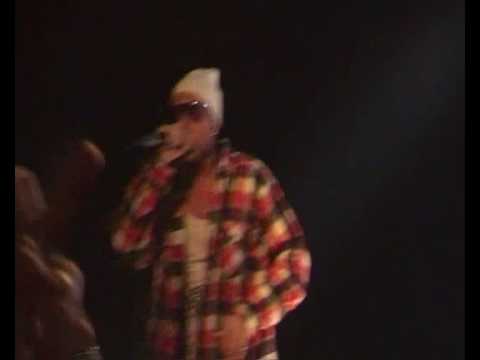 Club Dogo ft. Karkadan - Ragazzi Fuori @Alcatraz 2009