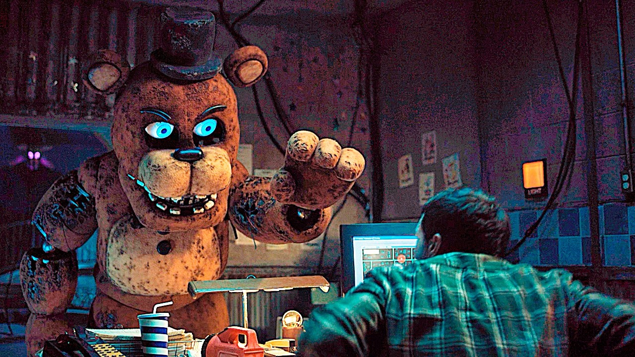 Five Nights at Freddy's 2 | Animatronics Attack Vanessa and Mike Scene Recap