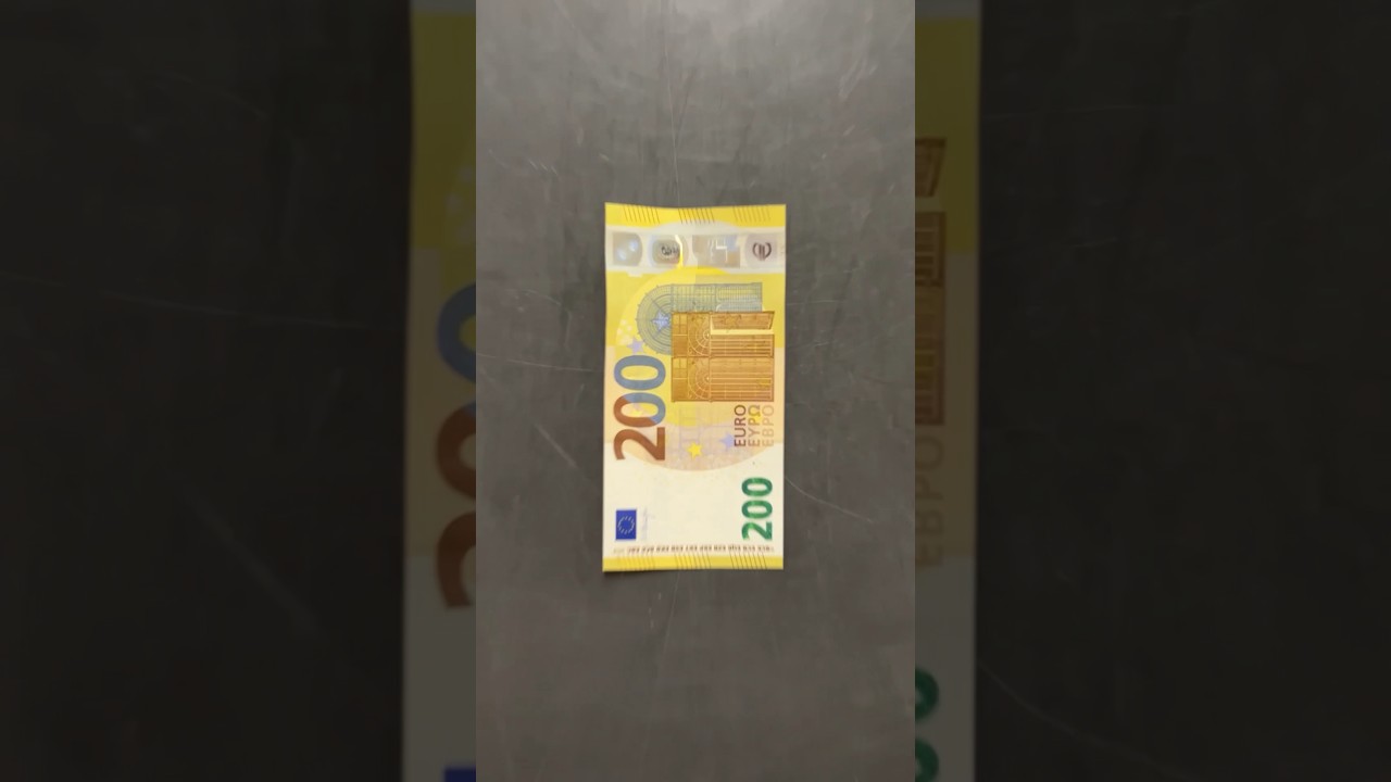 So beeindruckend sieht 1 Million Euro in 200-Euro-Scheinen aus 💶