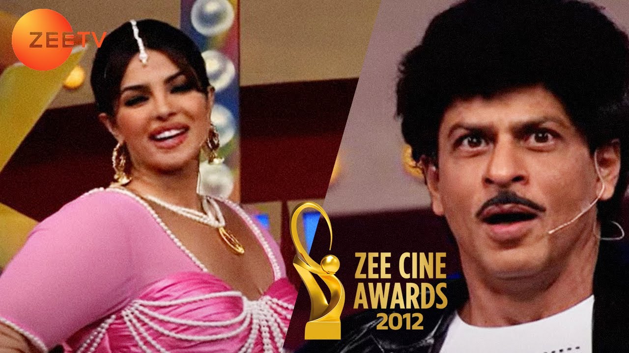 Zee Cine Awards 2012: SRK & Priyanka Play Naughty 🎬