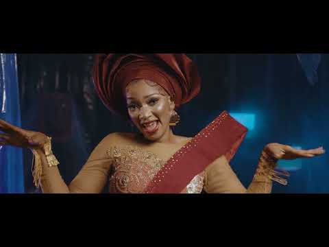 AZAYA & DJELYKABA BINTOU - TOI OU RIEN (Clip Officiel)
